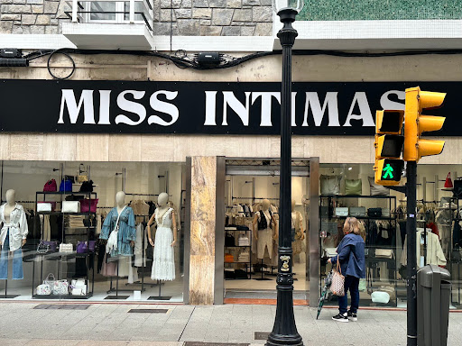 Miss Intimas